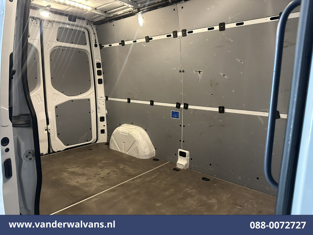 Mercedes-Benz Sprinter 211 CDI L2H2 Euro6 Airco | Camera | Trekhaak Bijrijdersbank 10