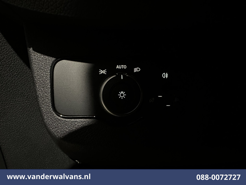 Mercedes-Benz Sprinter 211CDI L2H2 Euro6 Airco | Camera | Trekhaak Bijrijdersbank 13
