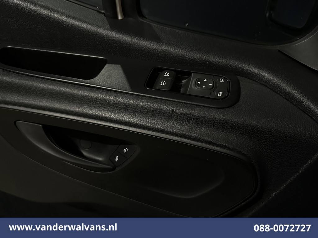 Mercedes-Benz Sprinter 211CDI L2H2 Euro6 Airco | Camera | Trekhaak Bijrijdersbank 16