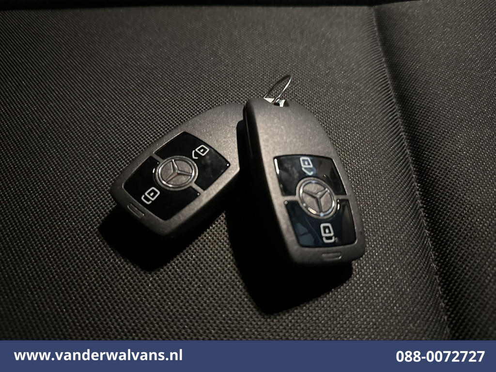 Mercedes-Benz Sprinter 211CDI L2H2 Euro6 Airco | Camera | Trekhaak Bijrijdersbank 17