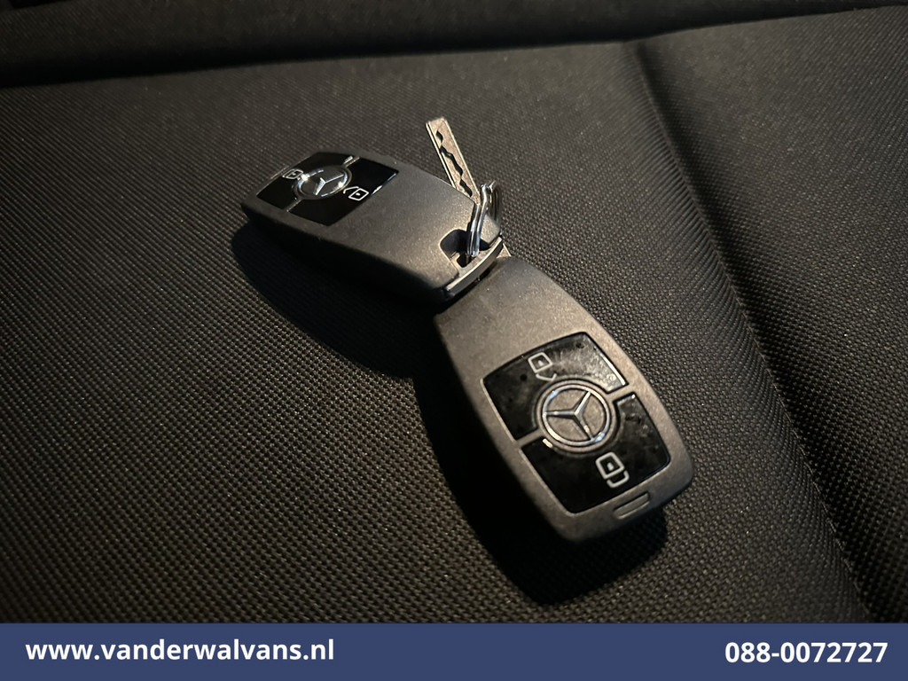 Mercedes-Benz Sprinter 211 CDI L2H2 Euro6 Airco | Camera | Trekhaak Bijrijdersbank 17