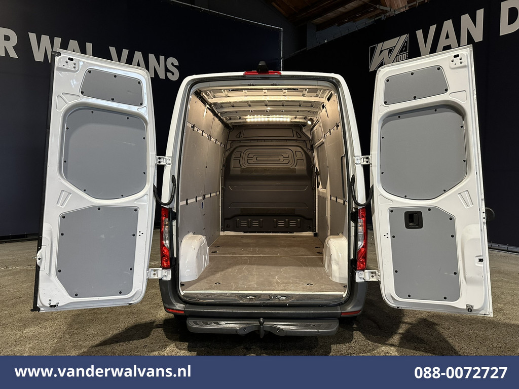 Mercedes-Benz Sprinter 211CDI L2H2 Euro6 Airco | Camera | Trekhaak Bijrijdersbank 2