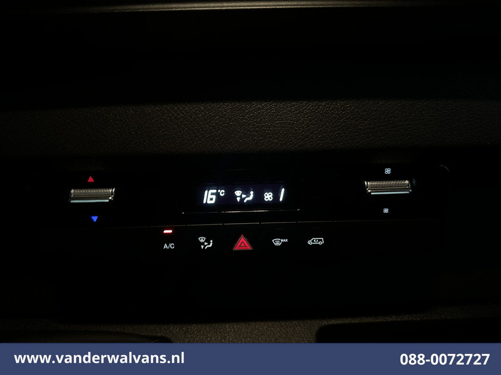 Mercedes-Benz Sprinter 211 CDI L2H2 Euro6 Airco | Camera | Trekhaak Bijrijdersbank 3
