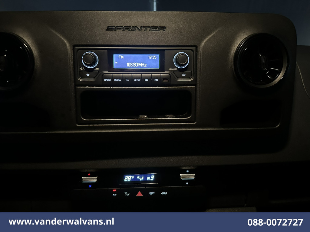 Mercedes-Benz Sprinter 211CDI L2H2 Euro6 Airco | Trekhaak | Camera Bijrijdersbank 14