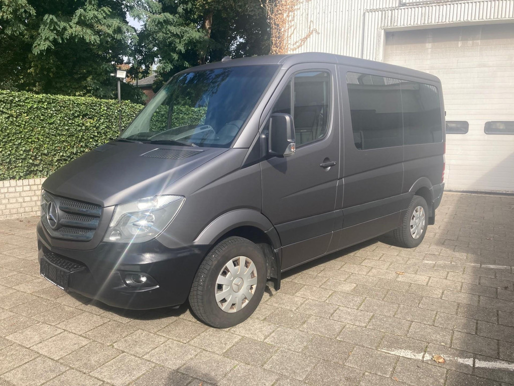 Mercedes-Benz Sprinter 214 (140 pk) rolstoelbus automaat zelrijder handgas handrem 10