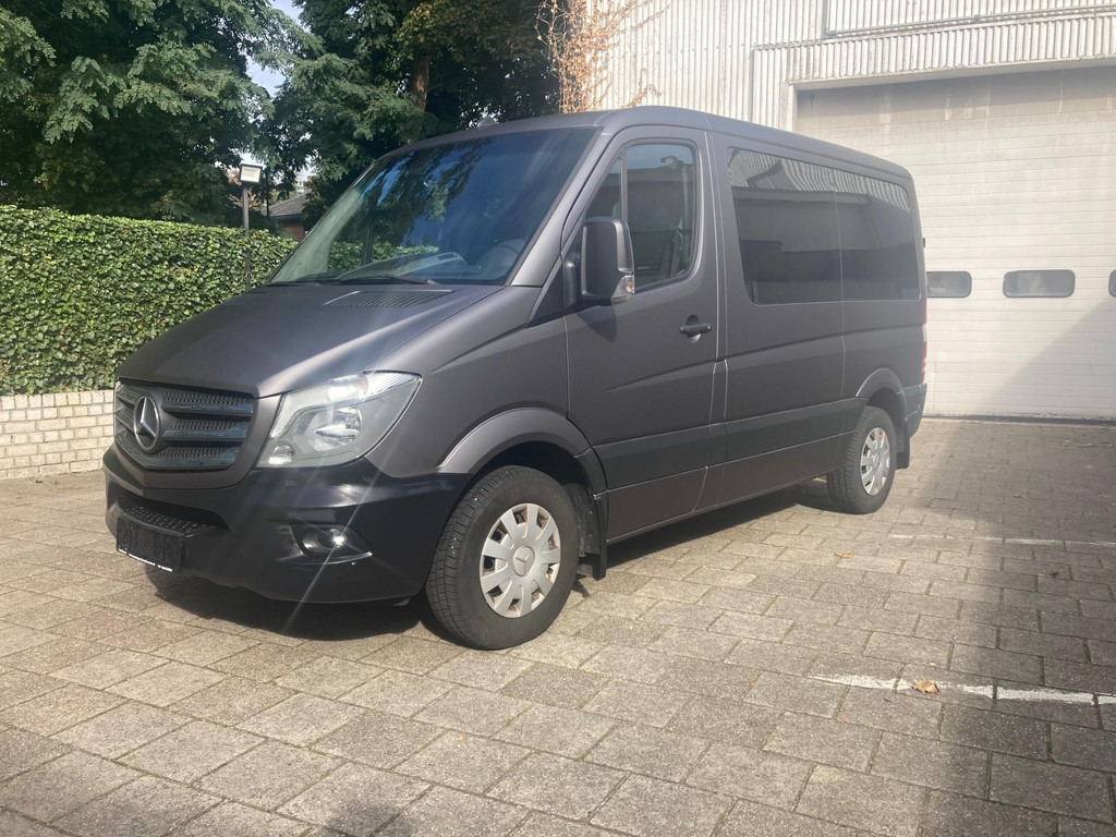 Mercedes-Benz Sprinter 214 (140 pk) rolstoelbus automaat zelrijder handgas handrem 11