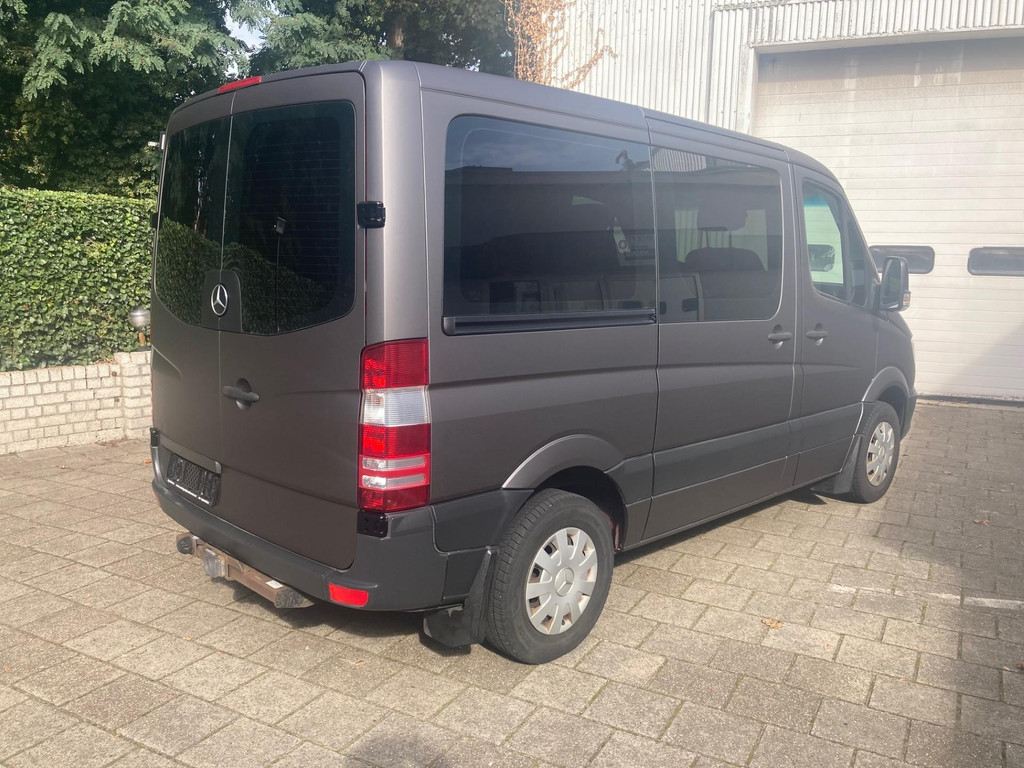 Mercedes-Benz Sprinter 214 (140 pk) rolstoelbus automaat zelrijder handgas handrem 14