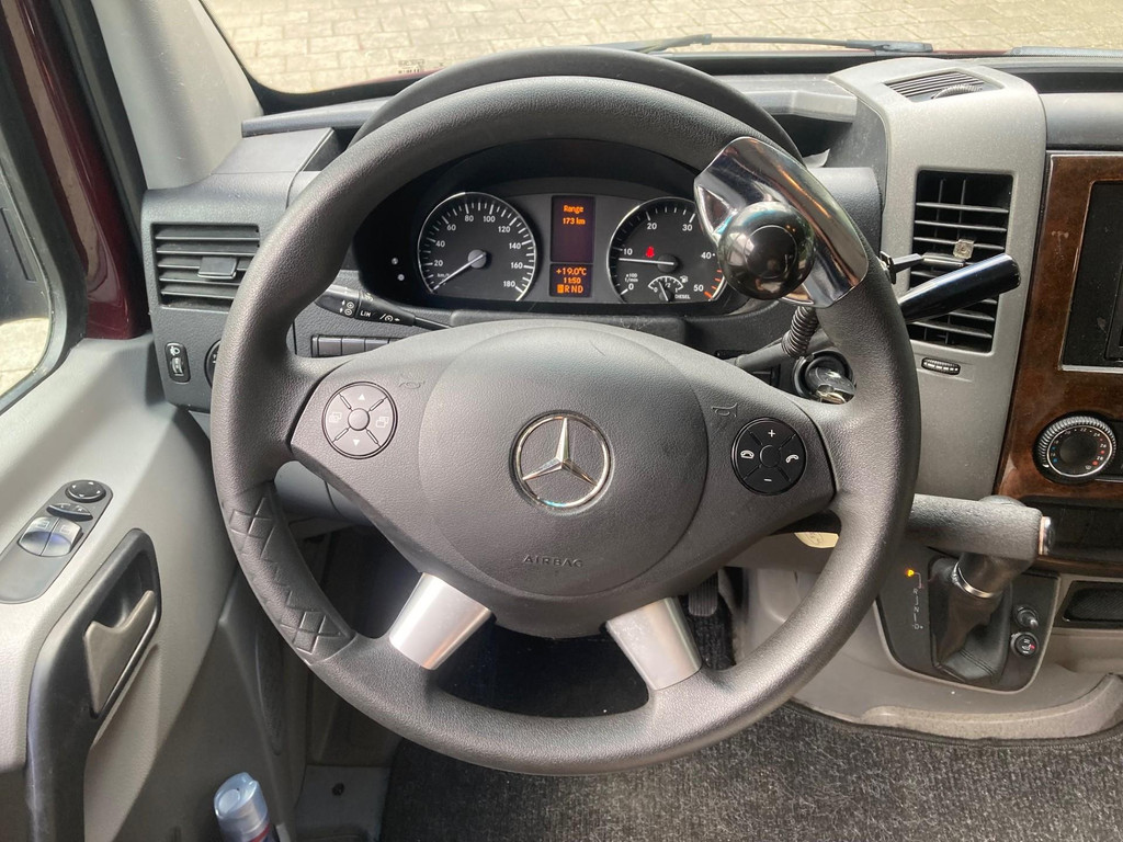 Mercedes-Benz Sprinter 214 (140 pk) rolstoelbus automaat zelrijder handgas handrem 7