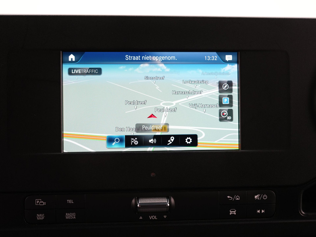 Mercedes-Benz Sprinter 215 1.9 CDI L2H2 FWD | Apple Carplay | Cruise Control | Keyless Start | Trekhaak | Achteruitrijcamera | Navigatie | Dodehoekdetectie | 12