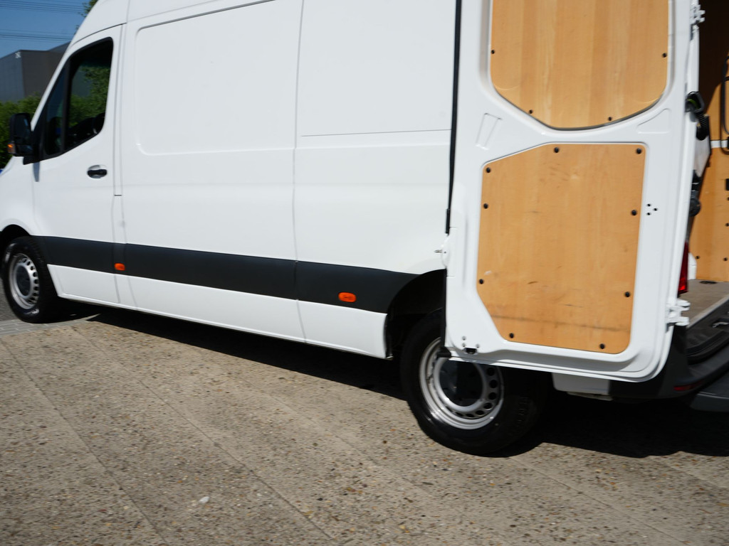 Mercedes-Benz Sprinter 215 1.9 CDI L2H2 FWD Autm Automaat, trekhaak 14