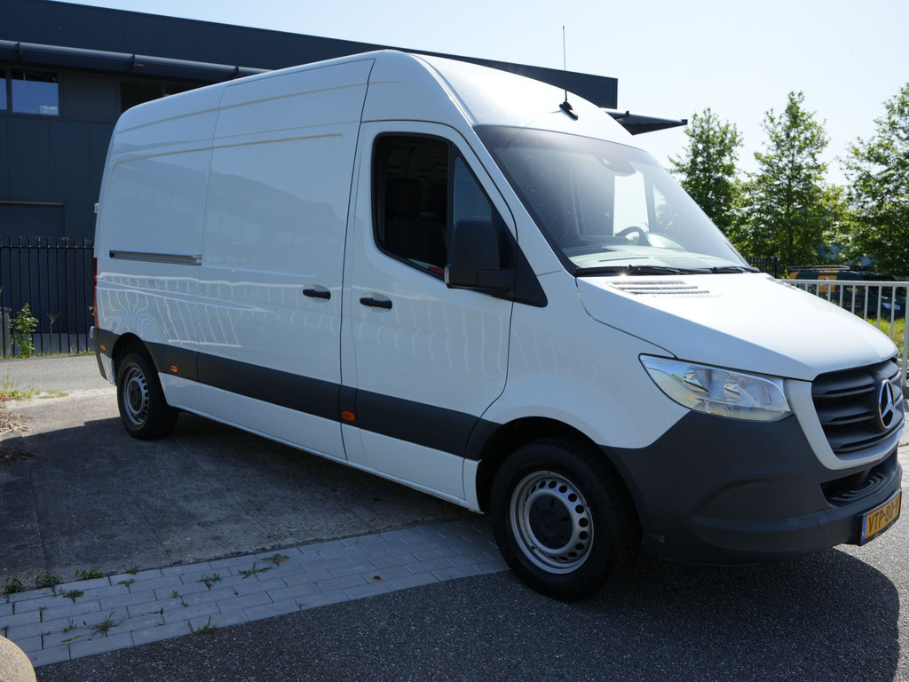Mercedes-Benz Sprinter 215 1.9 CDI L2H2 FWD Autm Automaat, trekhaak 7