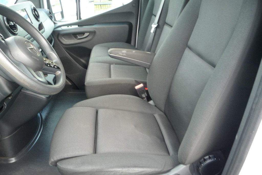 Mercedes-Benz Sprinter 215 1.9 CDI L2H2 FWD Autm trekhaak, camera 10