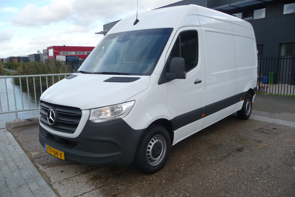 Mercedes-Benz Sprinter 215 1.9 CDI L2H2 FWD Autm trekhaak, camera 19