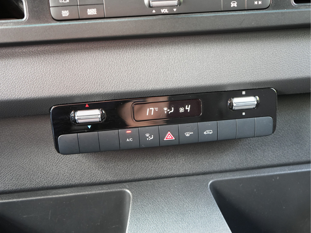 Mercedes-Benz Sprinter 215 1.9 CDI L2H2 FWD Automaat trekhaak, camera 19