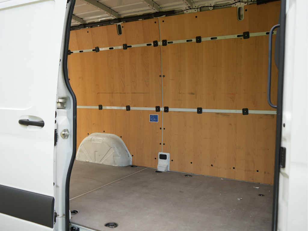 Mercedes-Benz Sprinter 215 1.9 CDI L2H2 FWD Automaat trekhaak, camera 9