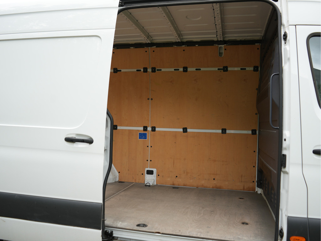 Mercedes-Benz Sprinter 215 1.9 CDI L2H2 FWD L2/H2 E6 trekhaak camera Navi 10