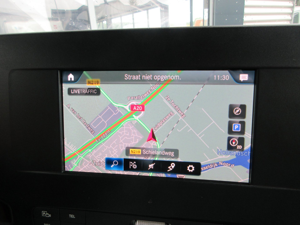 Mercedes-Benz Sprinter 215 CDI L2H2 Airco, Camera, Navigatie ,Trekhaak ,3-Zits. 10