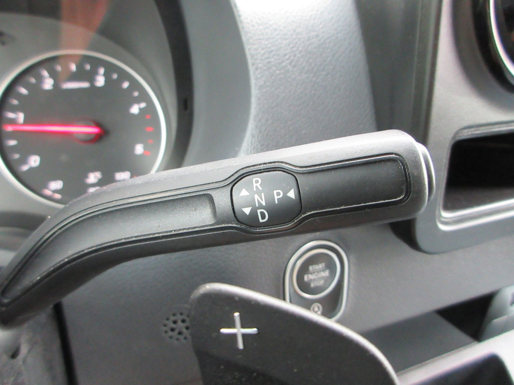 Mercedes-Benz Sprinter 215 CDI L2H2 Airco, Camera, Navigatie ,Trekhaak ,3-Zits. 15