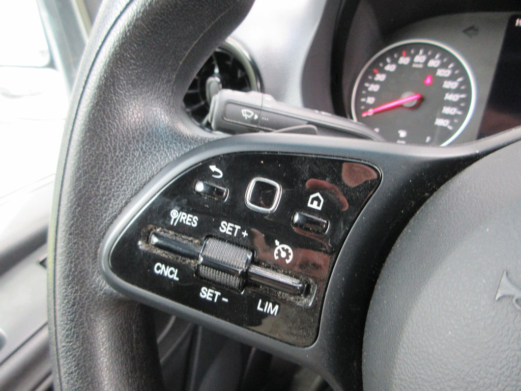 Mercedes-Benz Sprinter 215 CDI L2H2 Airco, Camera, Navigatie ,Trekhaak ,3-Zits. 16