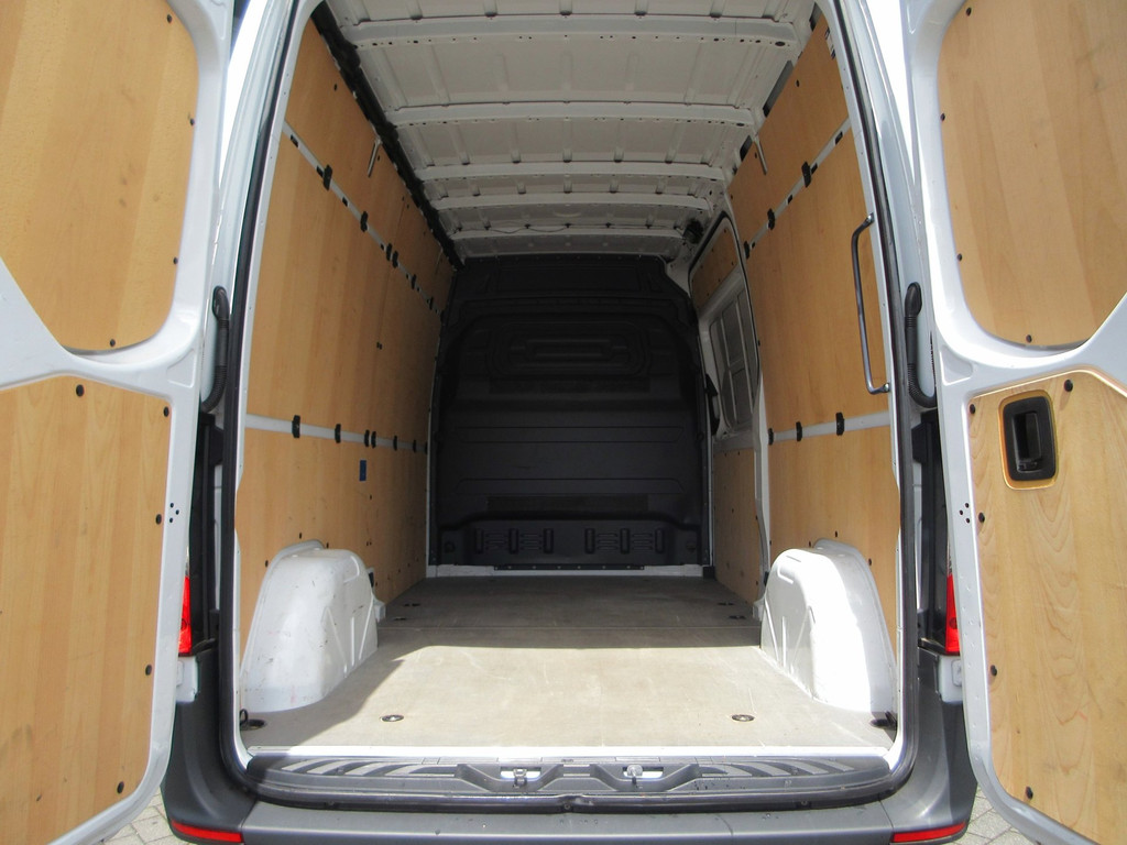 Mercedes-Benz Sprinter 215 CDI L2H2 Airco, Camera, Navigatie ,Trekhaak ,3-Zits. 7