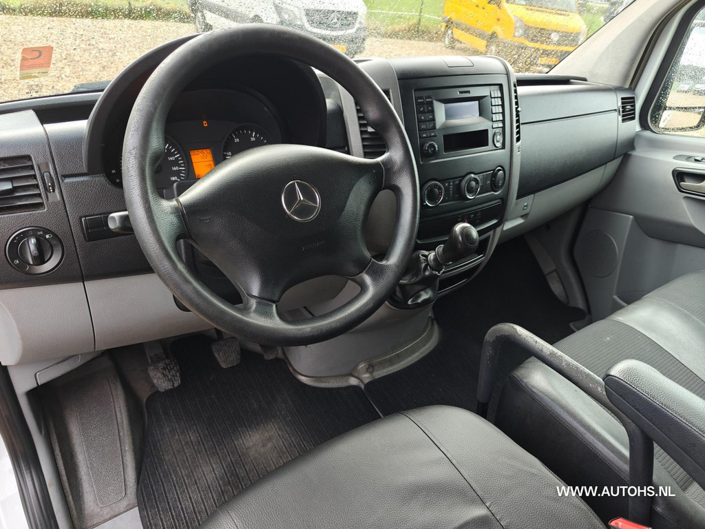 Mercedes-Benz Sprinter 310 2.2 CDI L2 H2 , Super KM! , Werkplaats inrichting , 2x schuifdeur, Airco , 1e Eig. 11