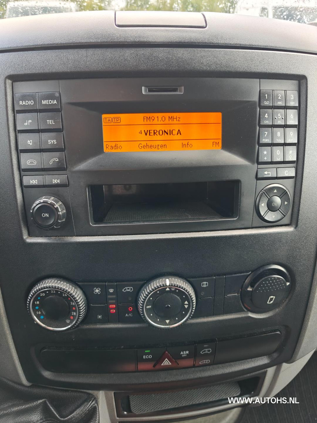 Mercedes-Benz Sprinter 310 2.2 CDI L2 H2 , Super KM! , Werkplaats inrichting , 2x schuifdeur, Airco , 1e Eig. 14