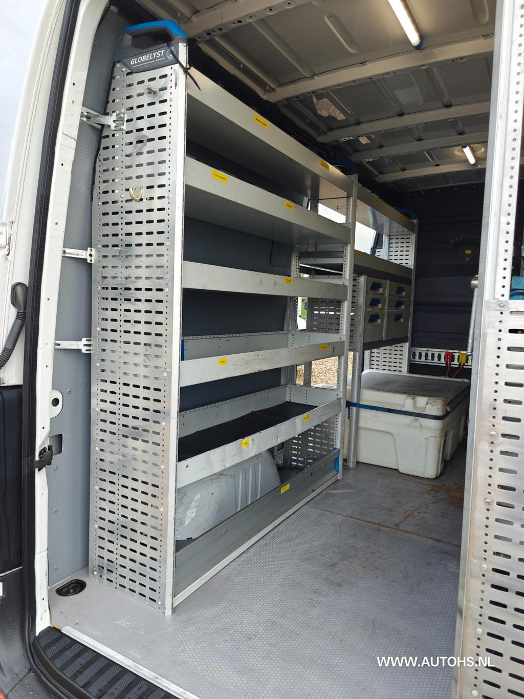 Mercedes-Benz Sprinter 310 2.2 CDI L2 H2 , Super KM! , Werkplaats inrichting , 2x schuifdeur, Airco , 1e Eig. 18