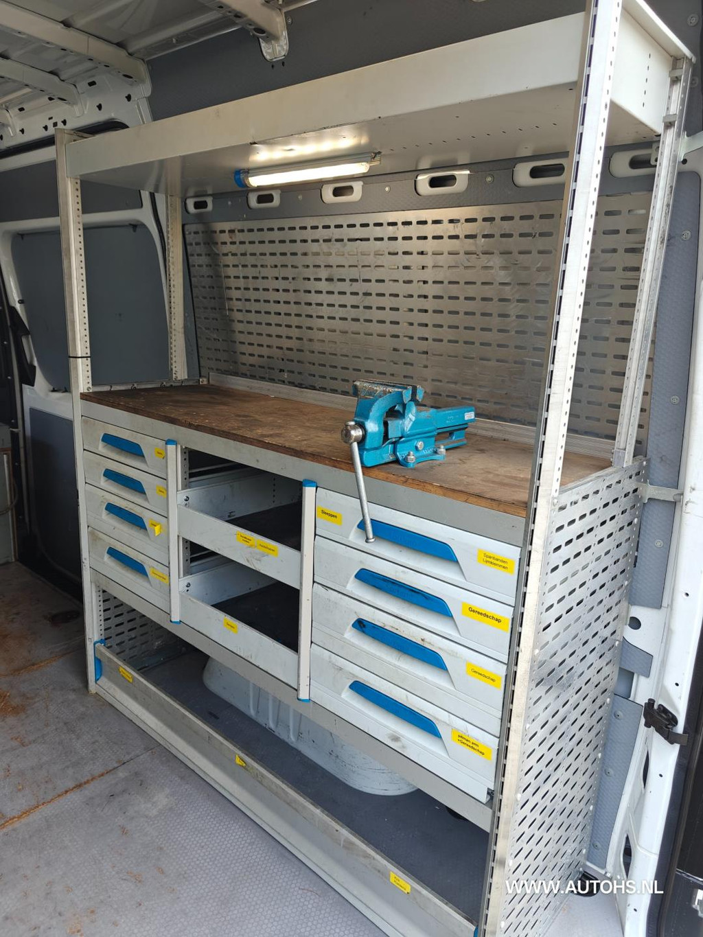 Mercedes-Benz Sprinter 310 2.2 CDI L2 H2 , Super KM! , Werkplaats inrichting , 2x schuifdeur, Airco , 1e Eig. 19