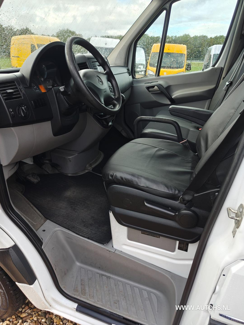 Mercedes-Benz Sprinter 310 2.2 CDI L2 H2 , Super KM! , Werkplaats inrichting , 2x schuifdeur, Airco , 1e Eig. 9