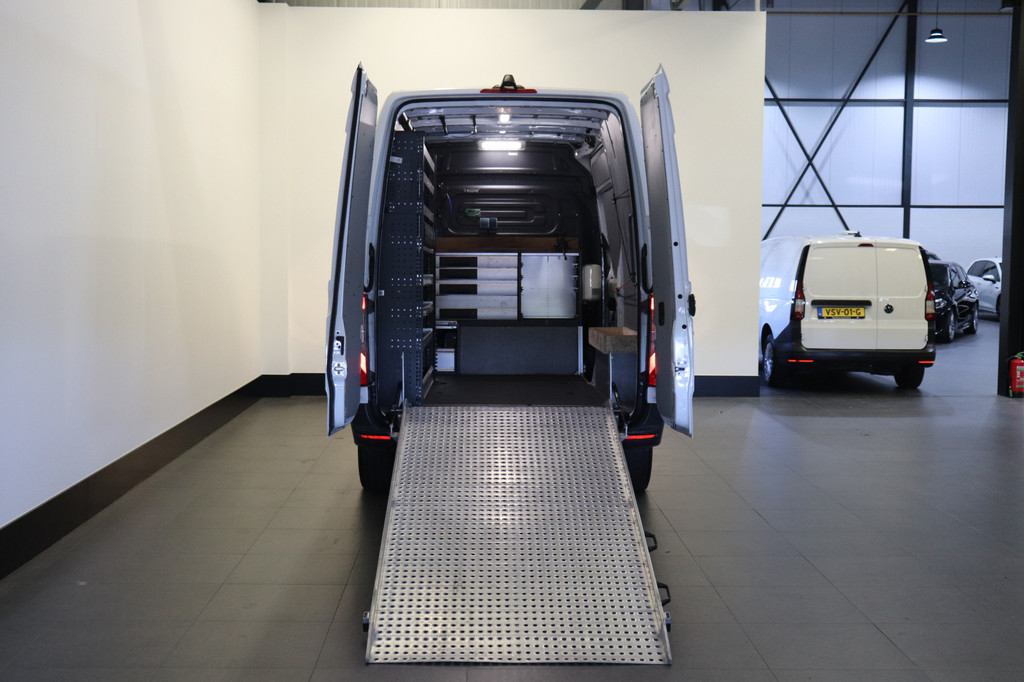 Mercedes-Benz Sprinter 311 2.2 CDI L2H2 EURO 6 - A/C Climate - Sidebars - Camera - € 14.950,- Excl. 3