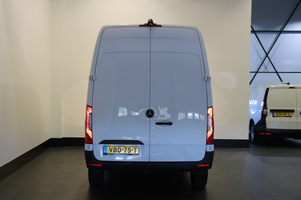 Mercedes-Benz Sprinter 311 2.2 CDI L2H2 EURO 6 - A/C Climate - Sidebars - Camera - € 14.950,- Excl. 9