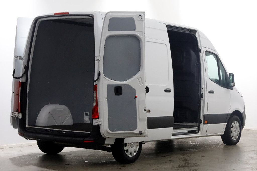 Mercedes-Benz Sprinter 311 CDI 115pk L2H2 Airco/CarPlay 10-2023 11
