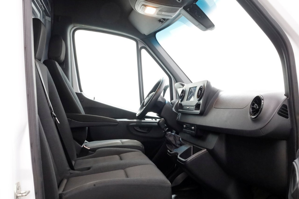 Mercedes-Benz Sprinter 311 CDI 115pk L2H2 Airco/CarPlay 10-2023 3