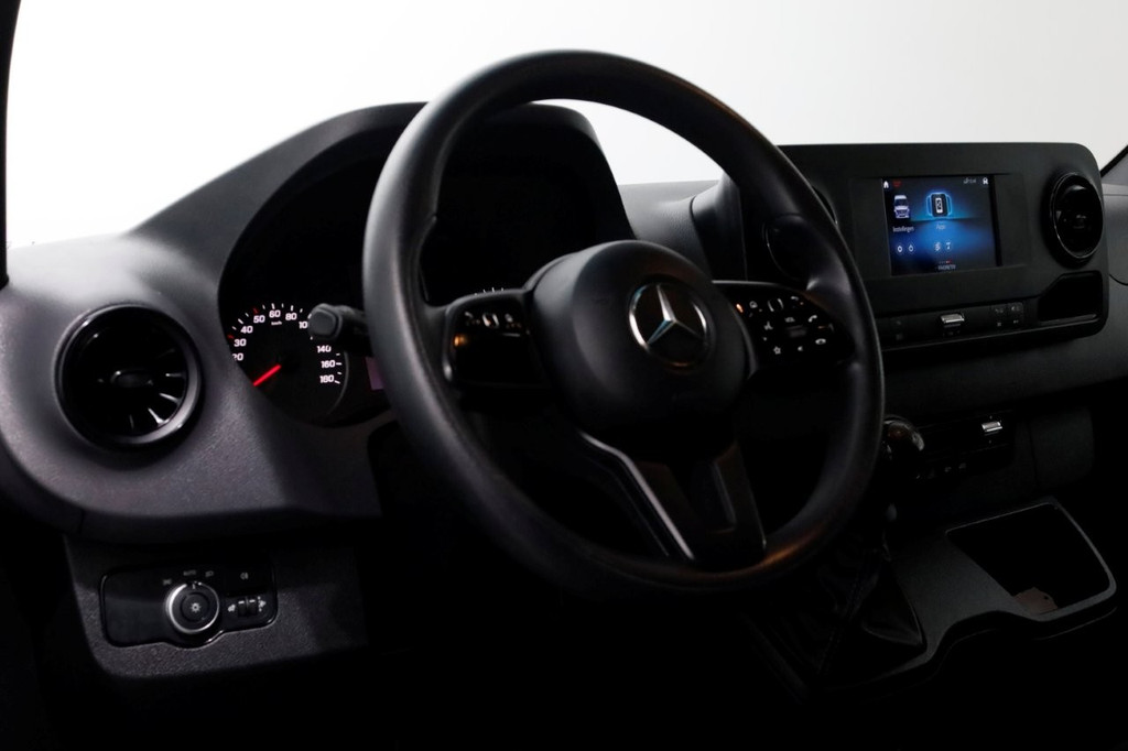 Mercedes-Benz Sprinter 311 CDI 115pk L2H2 Airco/Carplay 10-2023 12