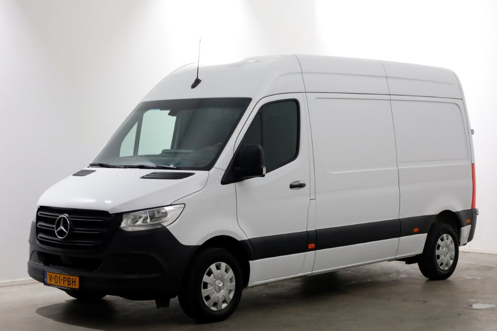 Mercedes-Benz Sprinter 311 CDI 115pk L2H2 Airco/Carplay 10-2023 8