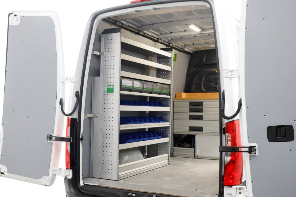 Mercedes-Benz Sprinter 311 CDI 115pk RWD L2H2 Servicewagen Airco/Camera/230V 02-2022 11