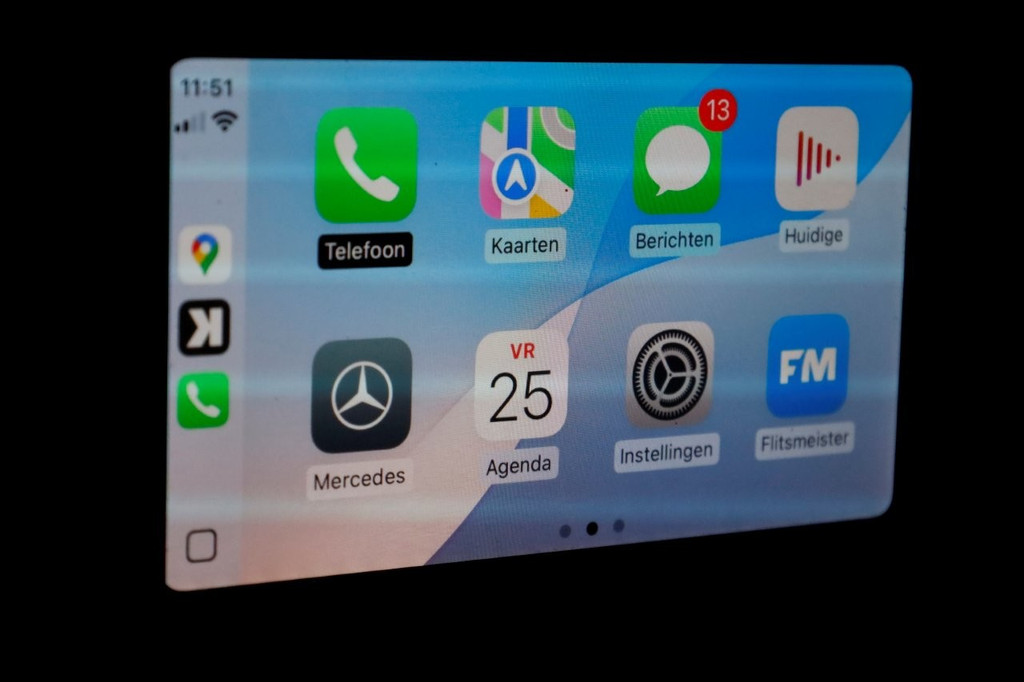 Mercedes-Benz Sprinter 311 CDI 115pk RWD L2H2 Servicewagen Airco/Camera/230V 02-2022 17