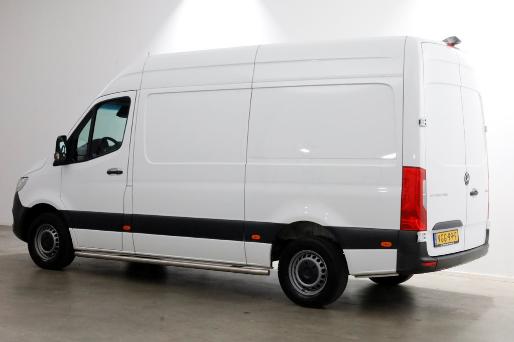 Mercedes-Benz Sprinter 311 CDI 115pk RWD L2H2 Servicewagen Airco/Camera/230V 07-2020 9