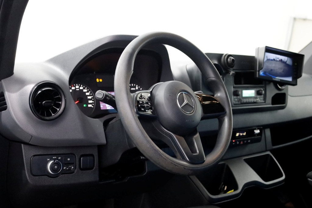 Mercedes-Benz Sprinter 311 CDI 7G Automaat RWD Bakwagen met achterdeuren Airco 03-2021 12