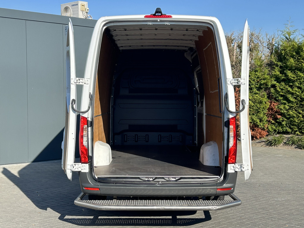 Mercedes-Benz Sprinter 311 CDI AUTOMAAT / L3H2 / MAXI / 1e EIG. / CAMERA / AIRCO / CRUISE / NAVI 7