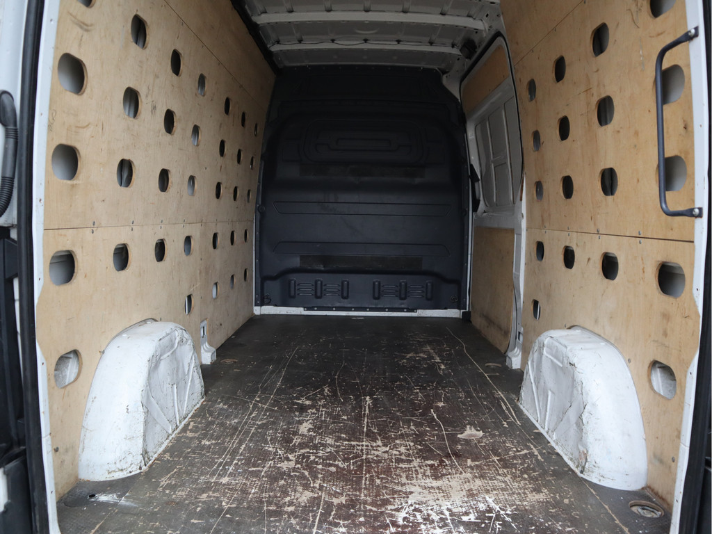 Mercedes-Benz Sprinter 311 CDI Euro 6 Automaat L2H2 - Trekhaak 3,2t KG - Airco 16