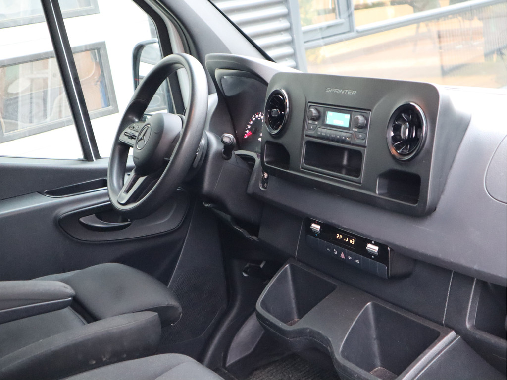 Mercedes-Benz Sprinter 311 CDI Euro 6 Automaat L2H2 - Trekhaak 3,2t KG - Airco 9