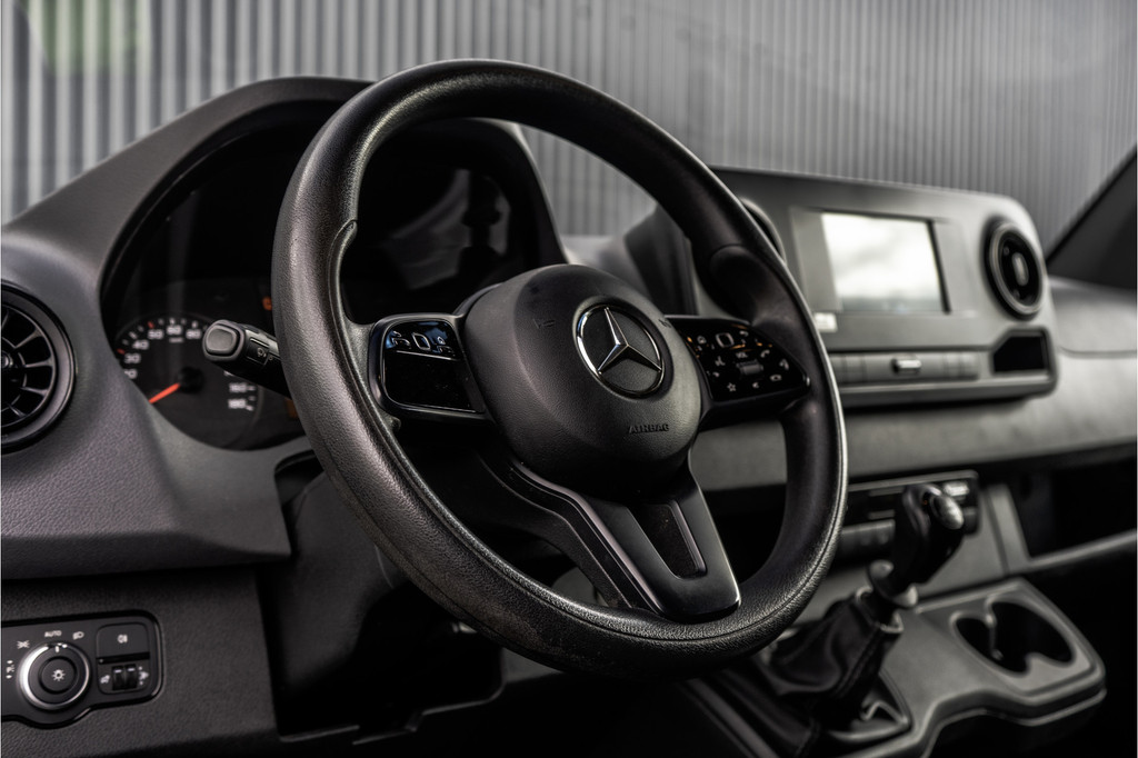 Mercedes-Benz Sprinter 311 CDI | L2H2 | Camera | CarPlay | Climate | Inrichting | Omvormer | Oprijplaat | Euro 6 14