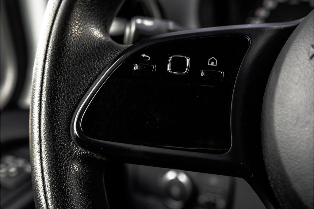 Mercedes-Benz Sprinter 311 CDI | L2H2 | Camera | CarPlay | Climate | Inrichting | Omvormer | Oprijplaat | Euro 6 19