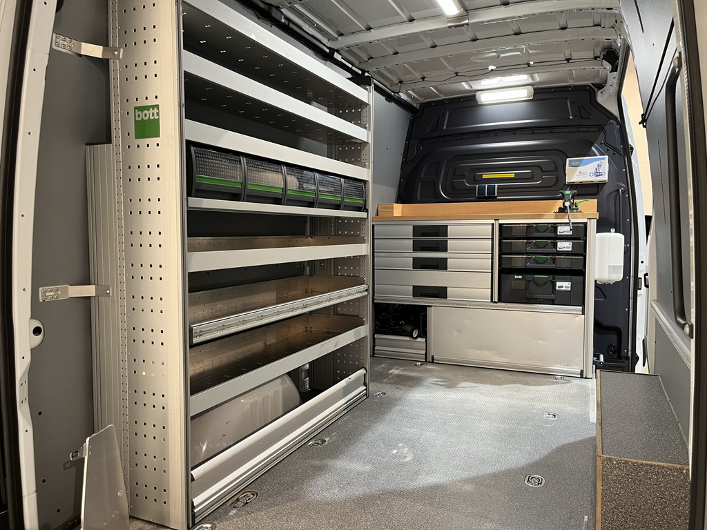 Mercedes-Benz Sprinter 311 CDI L2H2 RWD / Euro 6 / Servicebus / Bott inrichting / 220V / Airco / Oprijplaat / Compressor / CarPlay / Camera 13