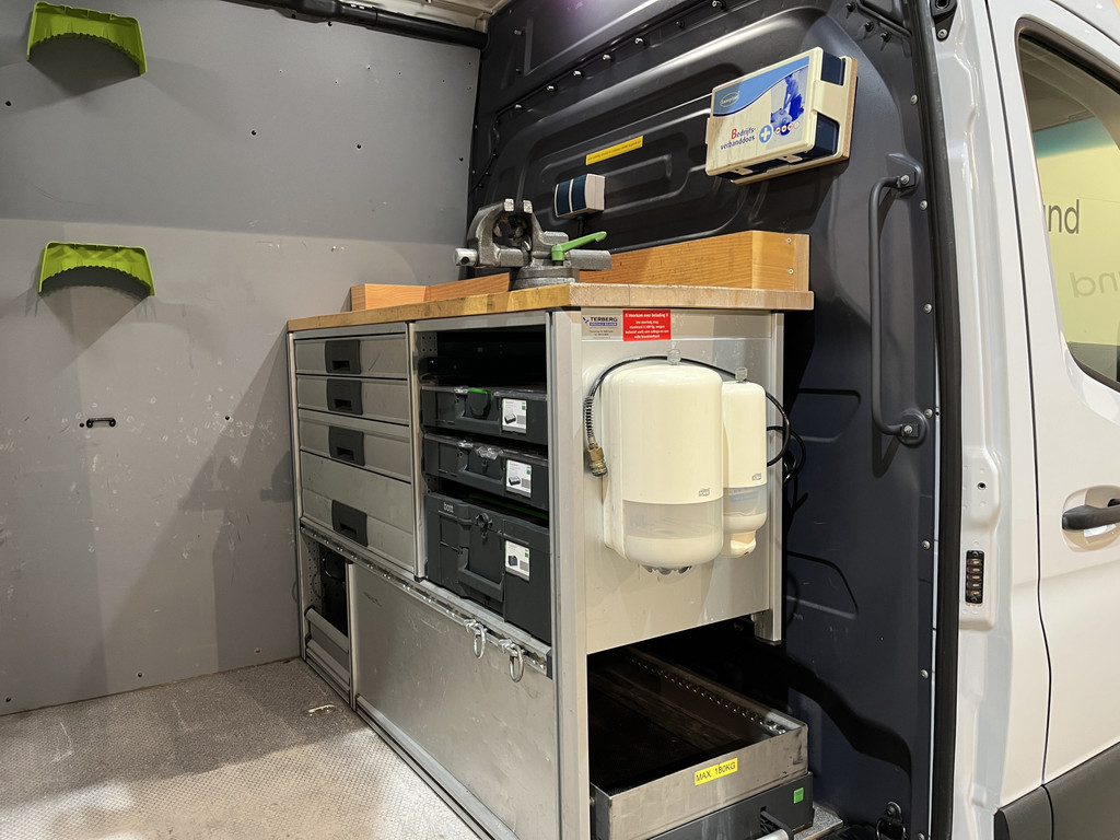 Mercedes-Benz Sprinter 311 CDI L2H2 RWD / Euro 6 / Servicebus / Bott inrichting / 220V / Airco / Oprijplaat / Compressor / CarPlay / Camera 16