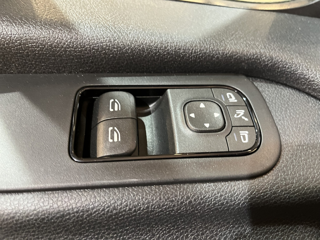 Mercedes-Benz Sprinter 311 CDI L2H2 RWD / Euro 6 / Servicebus / Bott inrichting / 220V / Airco / Oprijplaat / Compressor / CarPlay / Camera 19