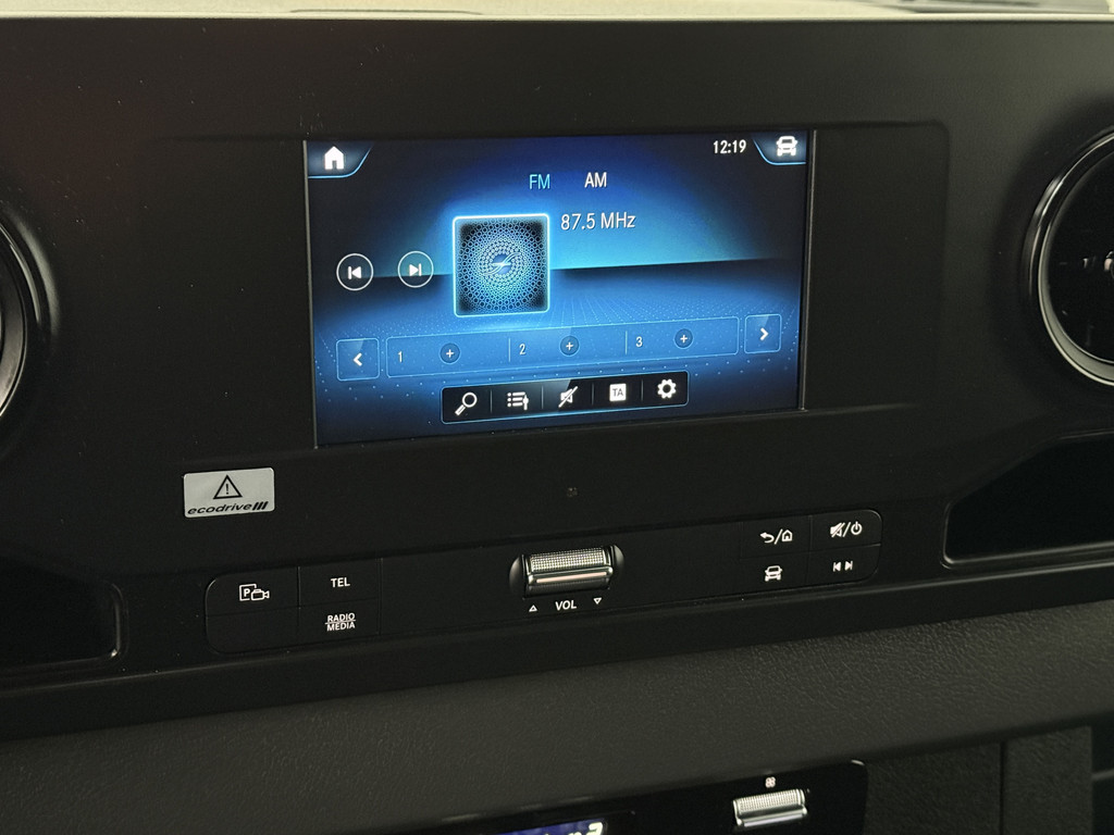 Mercedes-Benz Sprinter 311CDI L2H2 Werkplaats | Oprijplaat | Multimedia | Camera | Airco 20