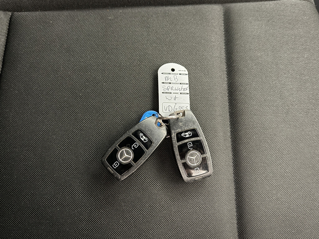 Mercedes-Benz Sprinter 311CDI L2H2 Werkplaats | Oprijplaat | Multimedia | Camera | Airco 8