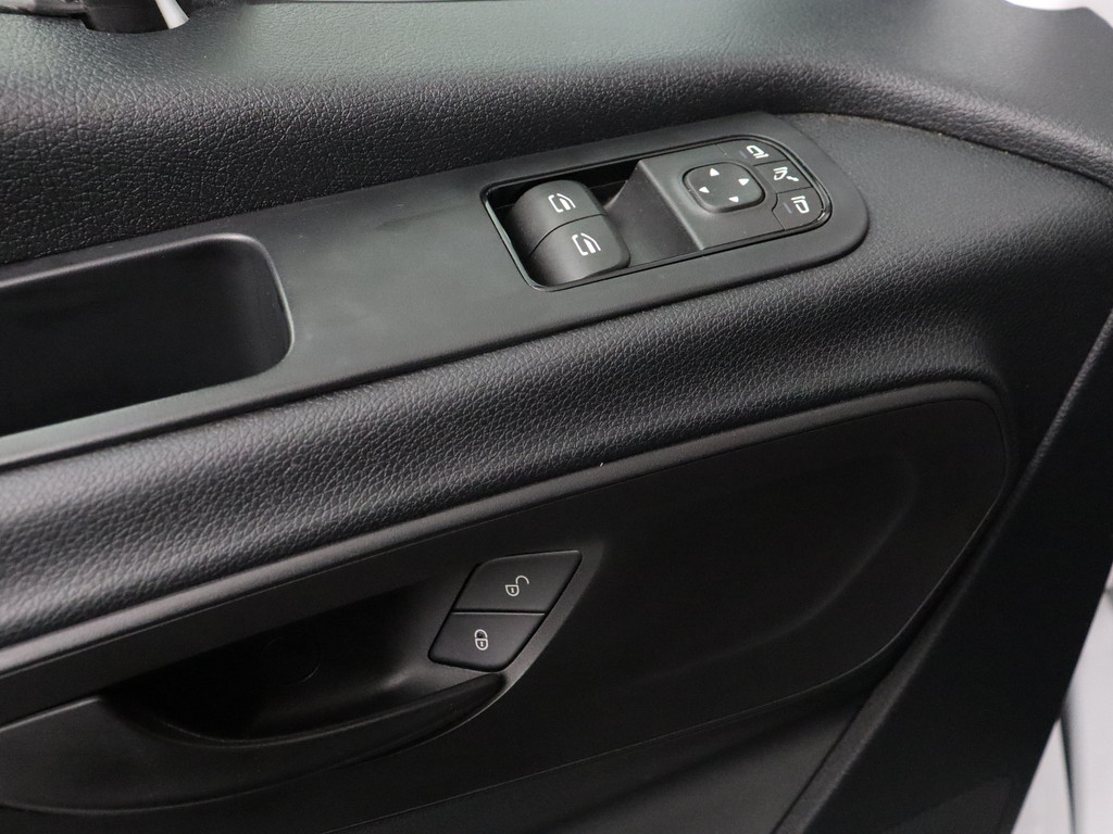 Mercedes-Benz Sprinter 311CDI L2H2 Werkplaatsinrichting | Oprijplaat | Airco | Camera | Mbux Multimedia 9